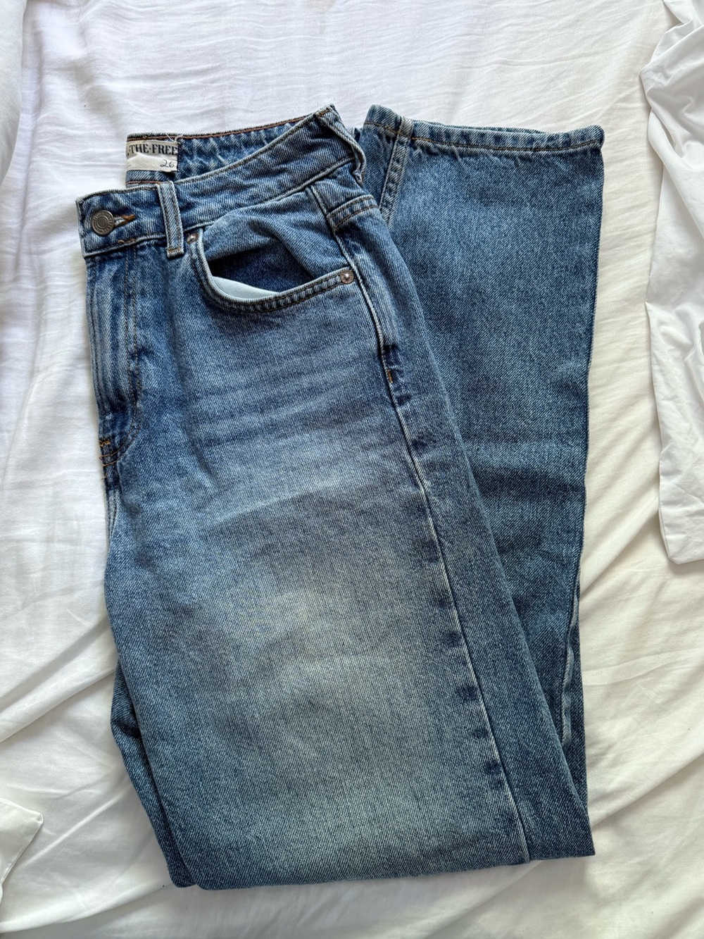 We The Free Straight Leg Jeans Size 26